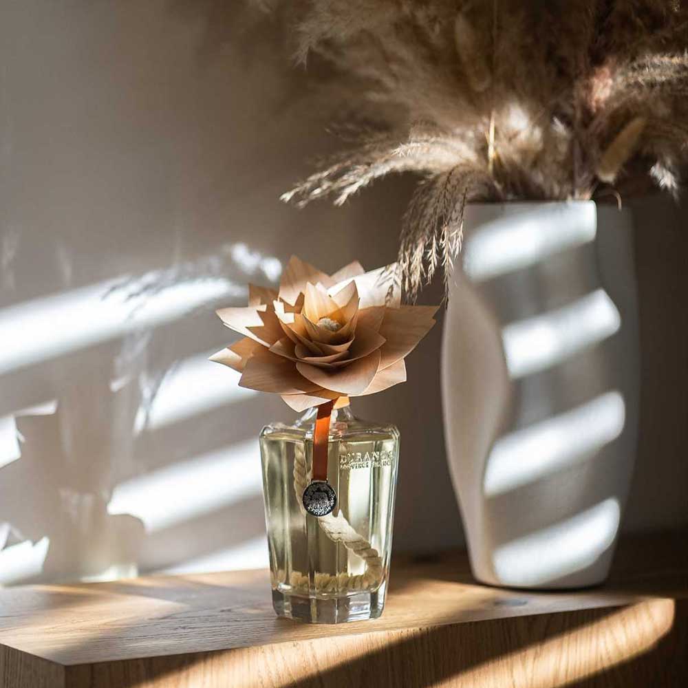 Ambientador mikado con flor de madera ÁMBAR PRECIOSO 500ml – Durance