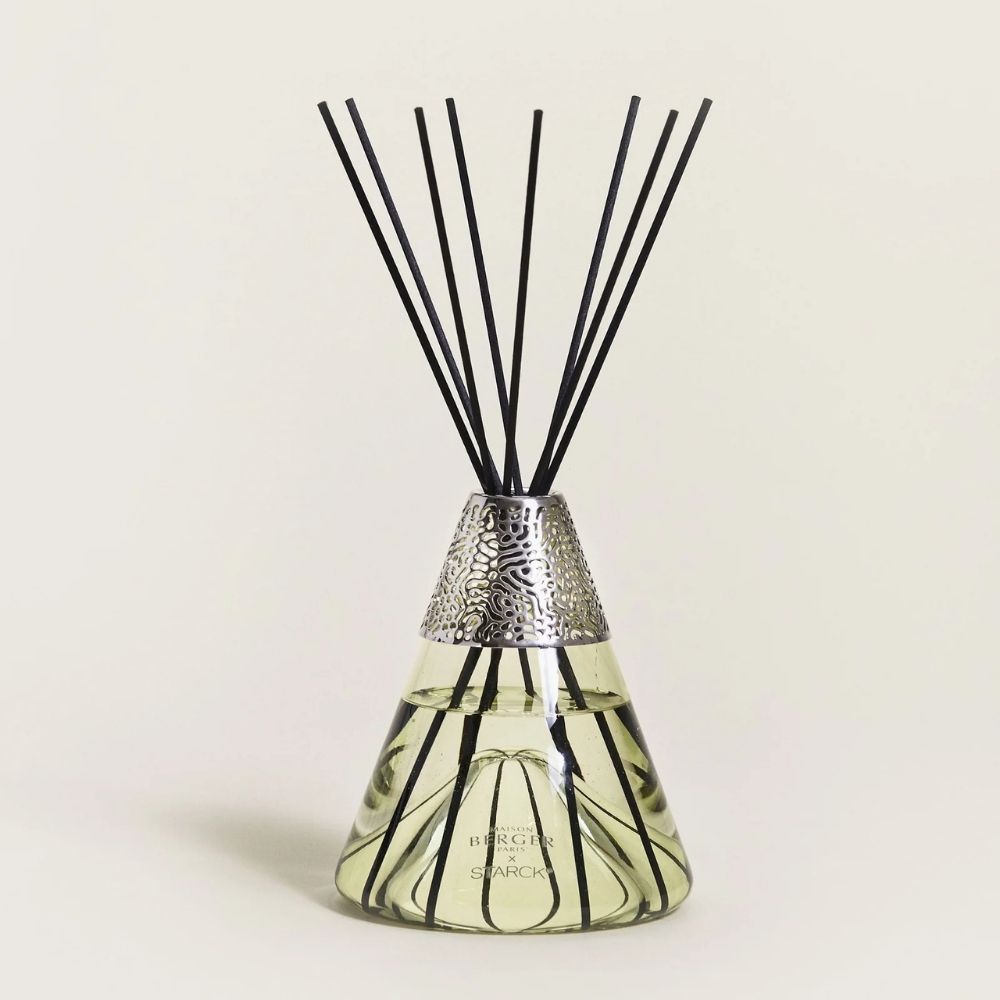 Ambientador mikado STARCK VERDE – aroma Peau D'Ailleurs 400ml  – Maison Berger
