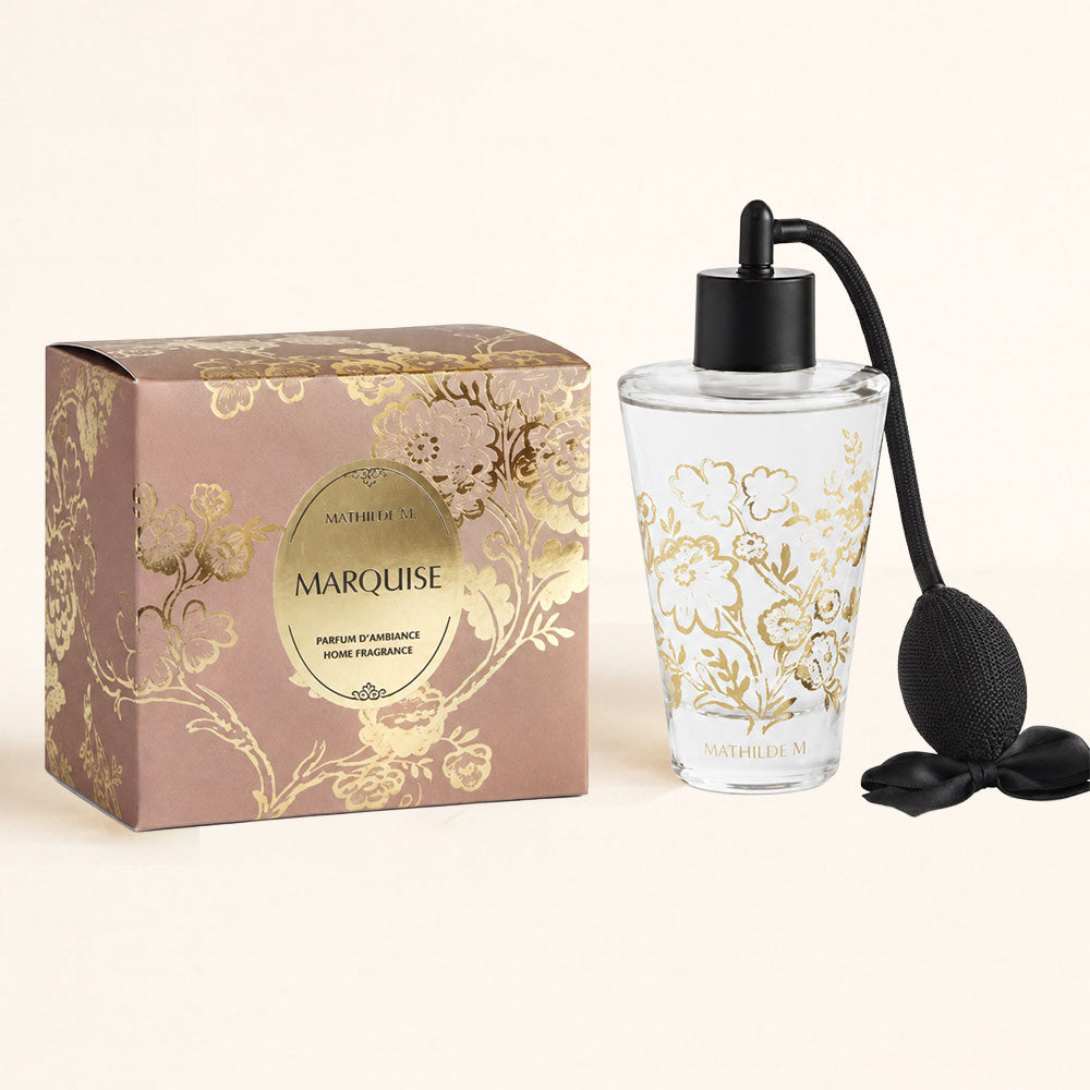 Ambientador spray Trésor de Fleurs Marquise 180ml Mathilde M con caja floral rosa y dorada – D'Arome