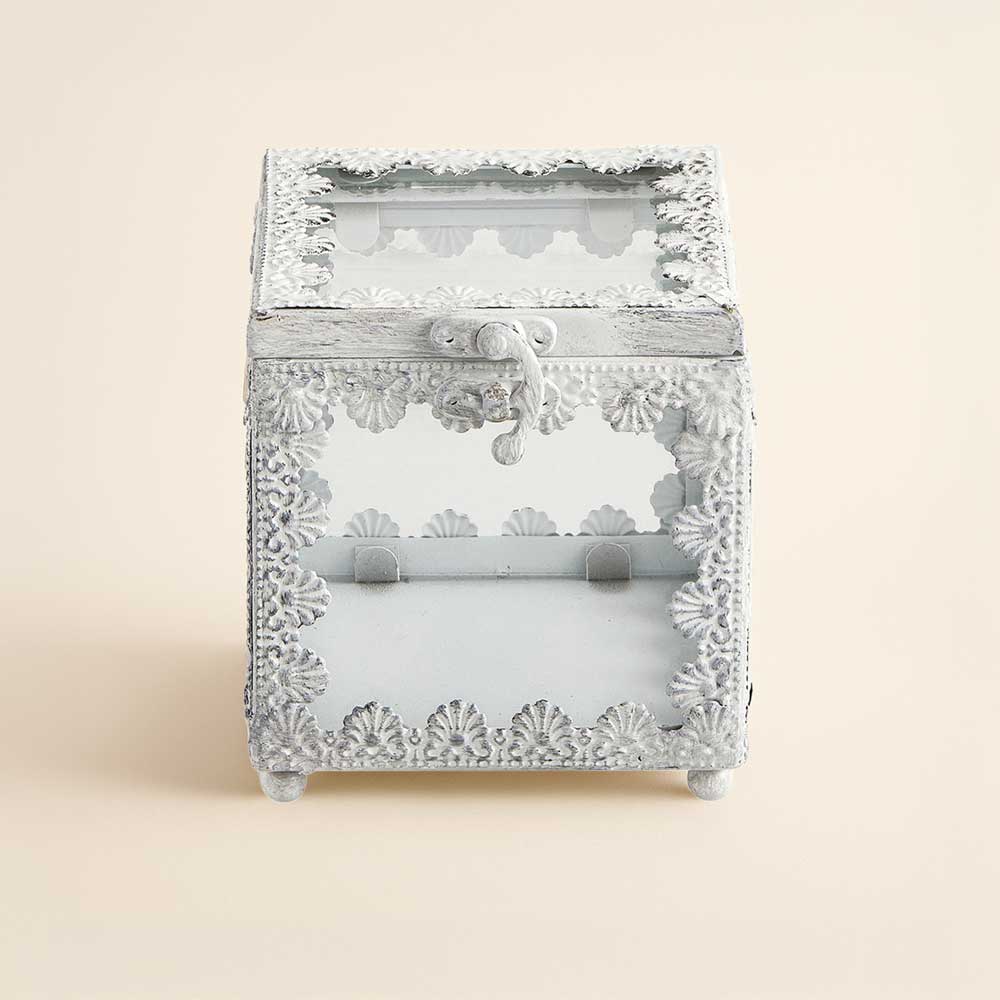 Caja decorativa Baul vintage pequeño de Mathilde M (10,5 cm). Cofre romántico de cristal y metal para tartaletas, concentrados o joyas. Descúbrela