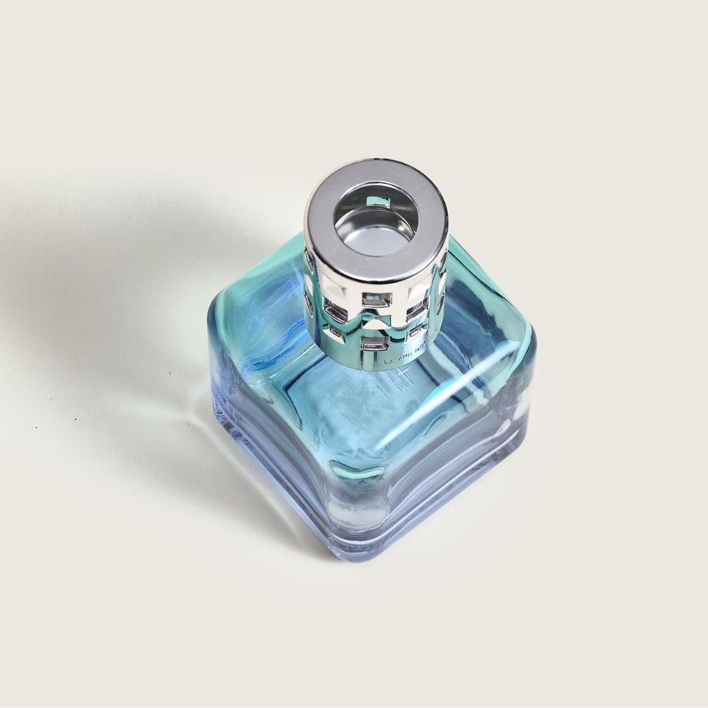 Cofre lámpara catalítica GLACON TURQUESA/AZUL + aroma Vent d'Ocean – Maison Berger