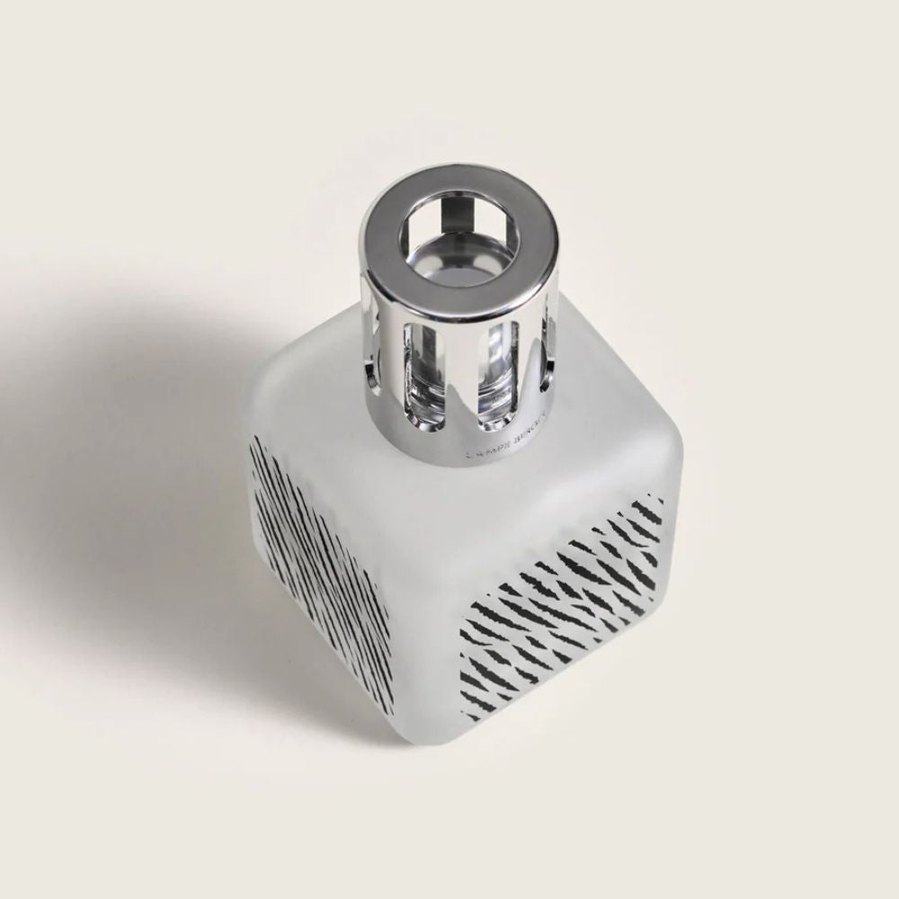 Cofre lámpara catalítica GLACON ZEBRA – aroma Terre Sauvage – Maison Berger
