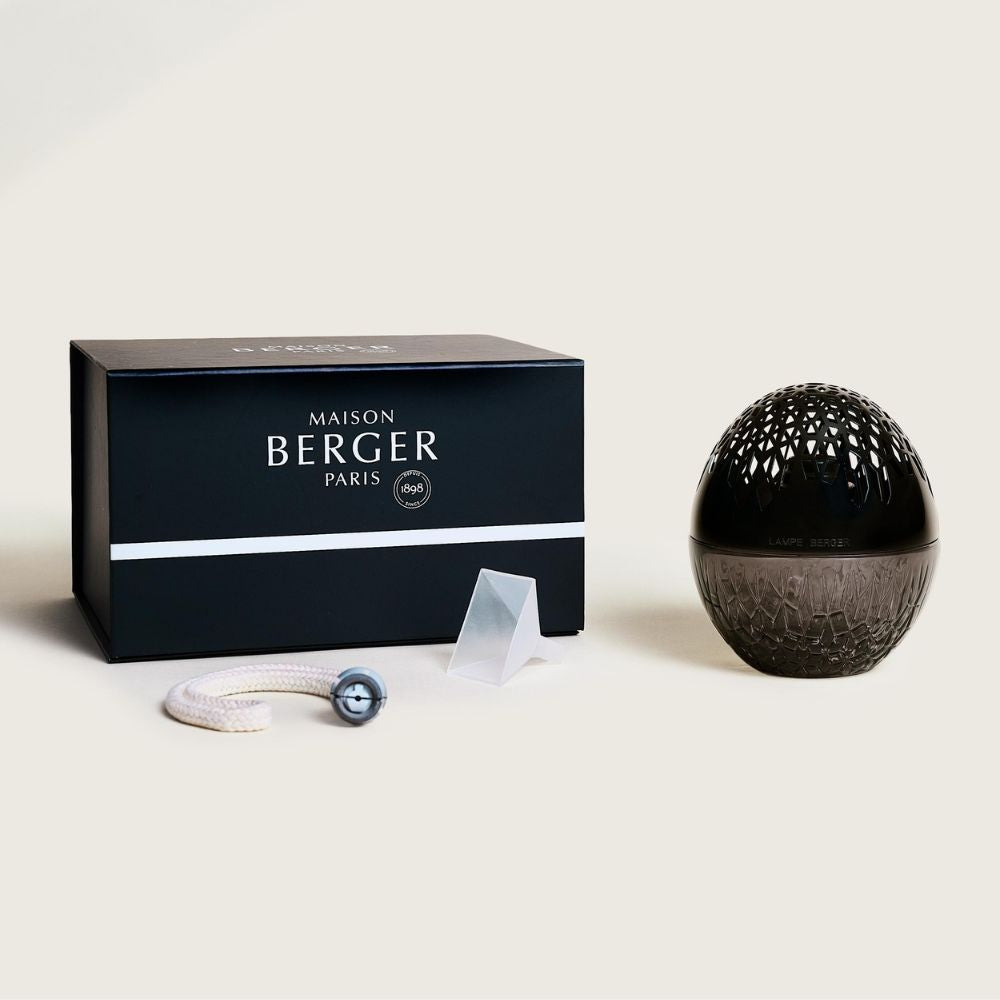 Cofre regalo lámpara catalítica Luka Negra Maison Berger con caja negra premium, lámpara ovoide de cristal ahumado, mecha, tapón apagador y embudo – D'Arome