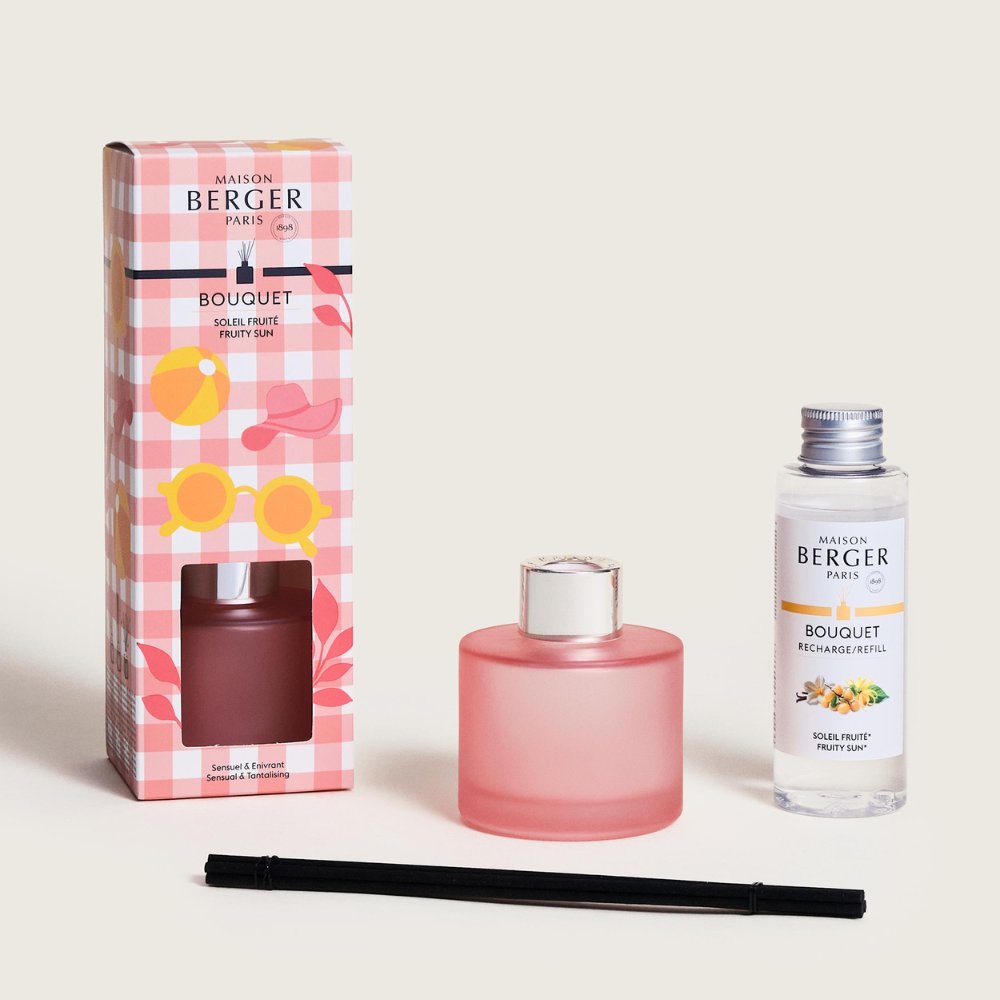 Cofre regalo Mini Mikado Rosa Escarchado Estivale Maison Berger con caja frasco varillas y recarga Soleil Fruité