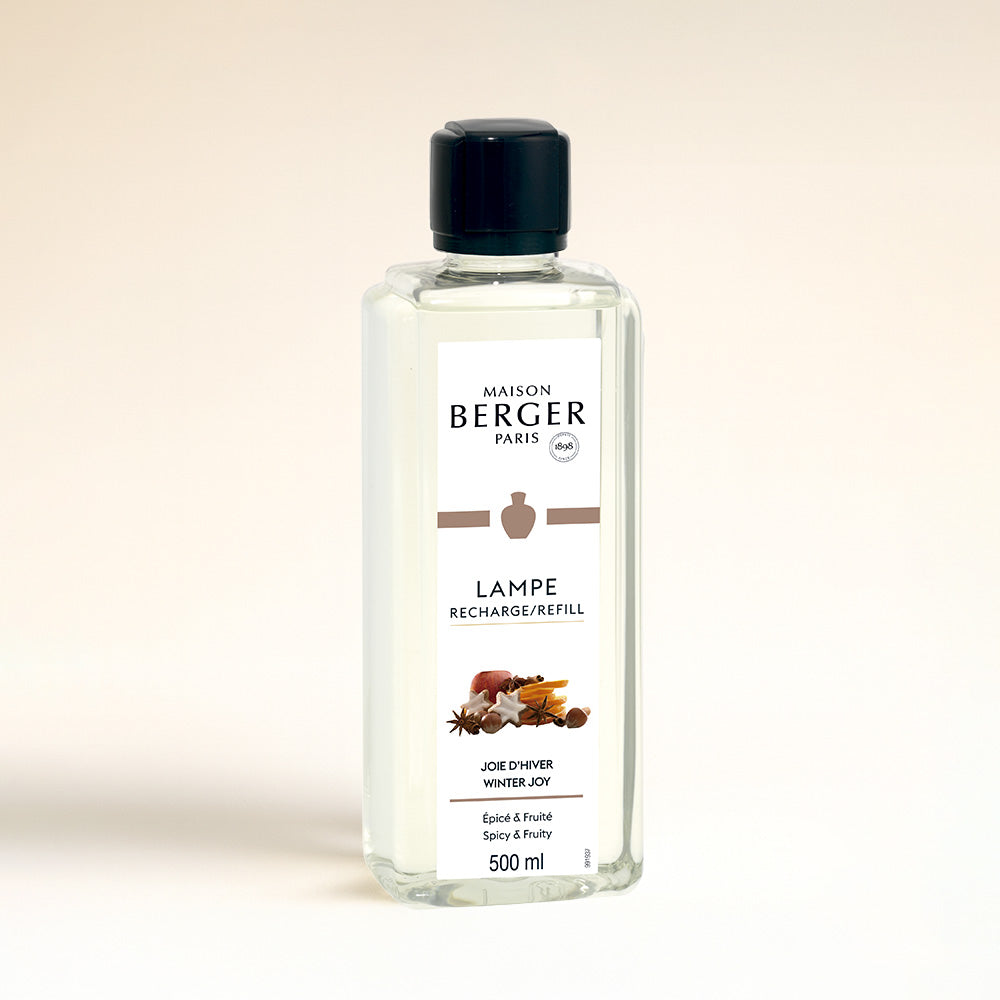 Líquido para tu Lamp Berger Joie D Hiver 500ml: manzana, canela y clavo con un toque floral y vainilla. Perfuma, purifica y vive la Navidad.