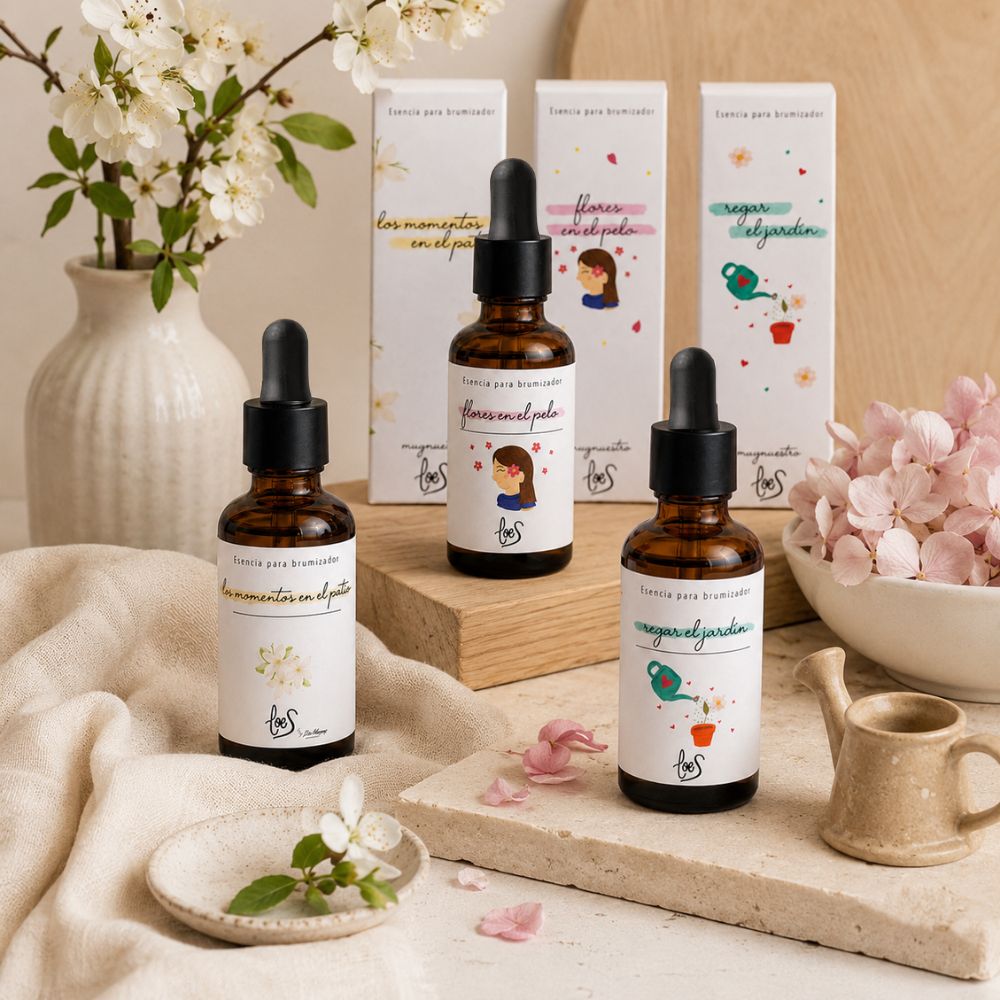 Pack de tres esencias florales LoeS Los Momentos en el Patio, Flores en el Pelo y Regar el Jardín ambientado con flores de almendro e hortensias rosas – D'Arome