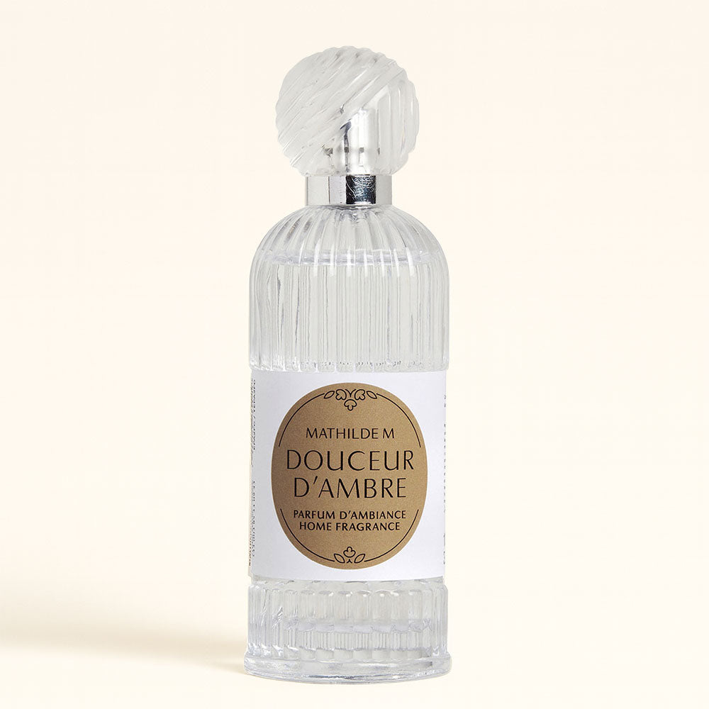 Perfume de ambiente Douceur D Ambre 100ml: ámbar, vainilla y pachulí. Elegancia cálida y misteriosa para perfumar tu hogar. ¡Descúbrelo!