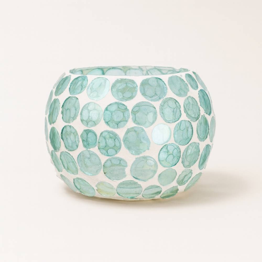 Portavelas LOLA Azul mar 💙 Frescura mediterránea y mosaico artesanal que crea un ambiente de calma. ¡Pon una velita, enciéndela y relájate!