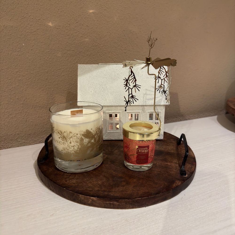 Bandeja de madera REDONDA con asas de metal negras – D'Arome