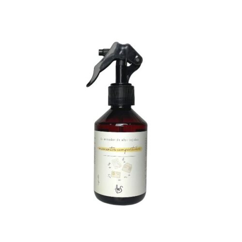 Spray eliminador de tejidos del aroma Momentos Compartidos de 250ml de la marca LOES D'Arome