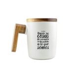 Taza de DArome: Un detalle para regalar, mimarte y tenernos cerquita. Diseño exclusivo, mensaje bonito y mucho corazón. ¡Haz clic y descúbrela!