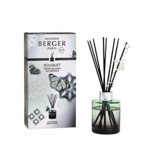 Ambientador Mikado Lily Vert Terre Sauvage un aroma fresco. Diseño elegante en vidrio verde.
