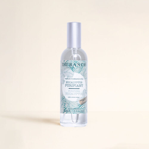 El Perfume de Ambiente Eucalipto Purificante de Durance es perfecto en invierno. Con aceite esencial de eucalipto, es ideal para congestiones.