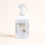 Eliminador Olores Wash Up Silk Chamomile neutraliza malos olores y perfuma tus tejidos con aroma floral. ¡Tu hogar olerá siempre a calma!