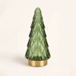 Árbol de navidad Brillo luz LED de 24 cm. Diseño elegante en cristal verde y base dorada. Perfecto para decorar con estilo estas navidades.