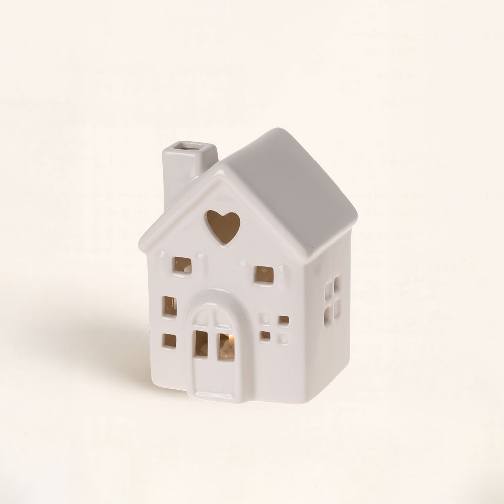 decoracion-navidad-casita-con-luz-corazon-darome-hogar Casita con Luz Corazón blanca para esta navidad. Ideal para decorar o regalar. Cálida, romántica y llena de encanto. Crea tu rincón mágico ahora.