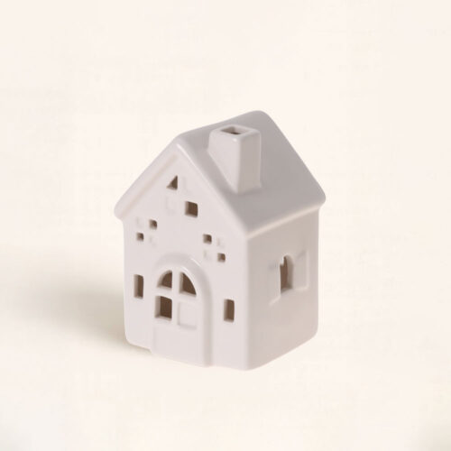 Casita con Luz Rombos. Blanca y de cerámica con 8cm. Estilo nórdico y moderno, perfecta para dar calidez a tu hogar. Crea ambientes muy top.