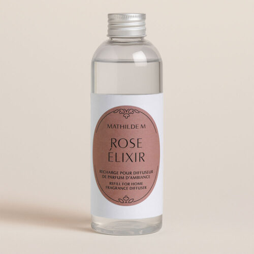 Recambio mikado Rose Élixir 200ml: rosa, violeta y almizcles blancos, un aroma elegante y duradero. Renueva tu mikado y perfuma así de fácil.