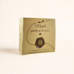 Vela decorativa con 3 mechas de madera Mantel Puesto en la Mesa redonda – LoeS - Imagen 4