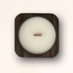 Vela decorativa con mecha de madera Villancicos por las Calles cuadrada – LoeS - Imagen 3